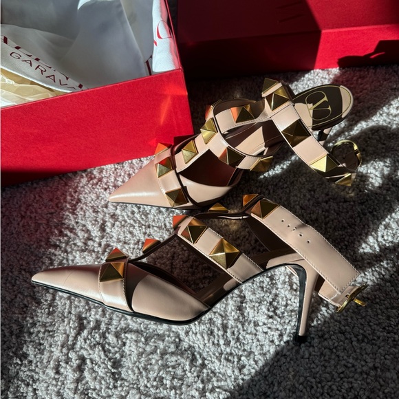 NWT Valentines Roman stud heel - Picture 3 of 6